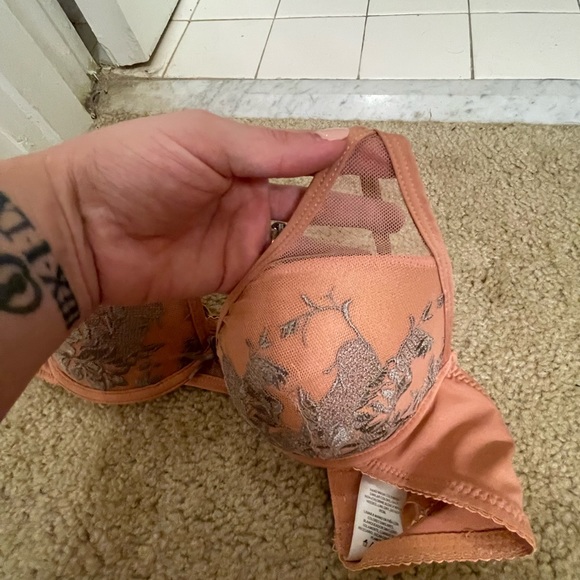 Push Up Bra 🌧 - Picture 11 of 12